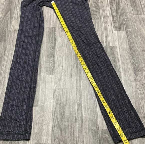 LULULEMON Stretch Tie Waist Black Print Workout Pants - Picture 5 of 6